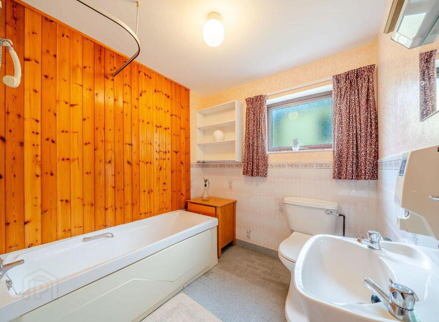 Ashford Manor, Ballyhowly, Knock, F12CY67