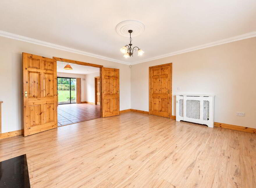 10 Cluain Aoibhinn, Claremorris, F12R2P6