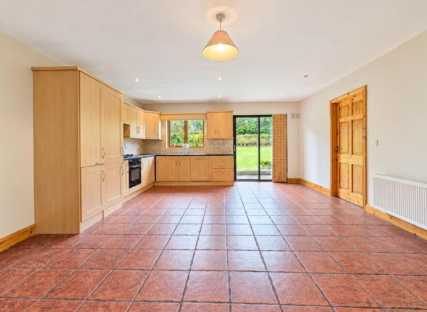 10 Cluain Aoibhinn, Claremorris, F12R2P6