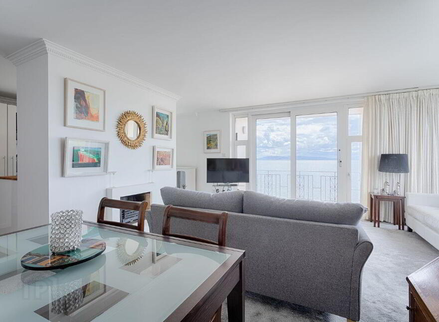 29 Ocean Towers, Upper Shanbally, Shanbally, H91A446