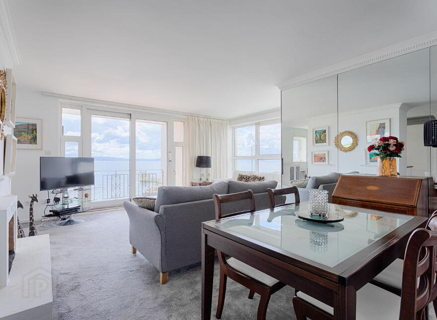 29 Ocean Towers, Upper Shanbally, Shanbally, H91A446