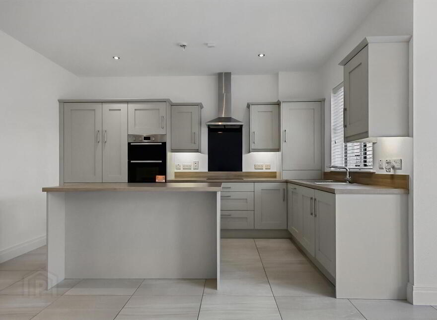 4 Cloughan View Drive, Ballyclare, BT39 8AA