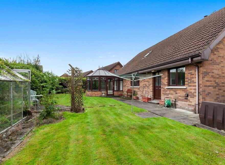 39 Russell Manor, Ballyclare, BT39 9YR