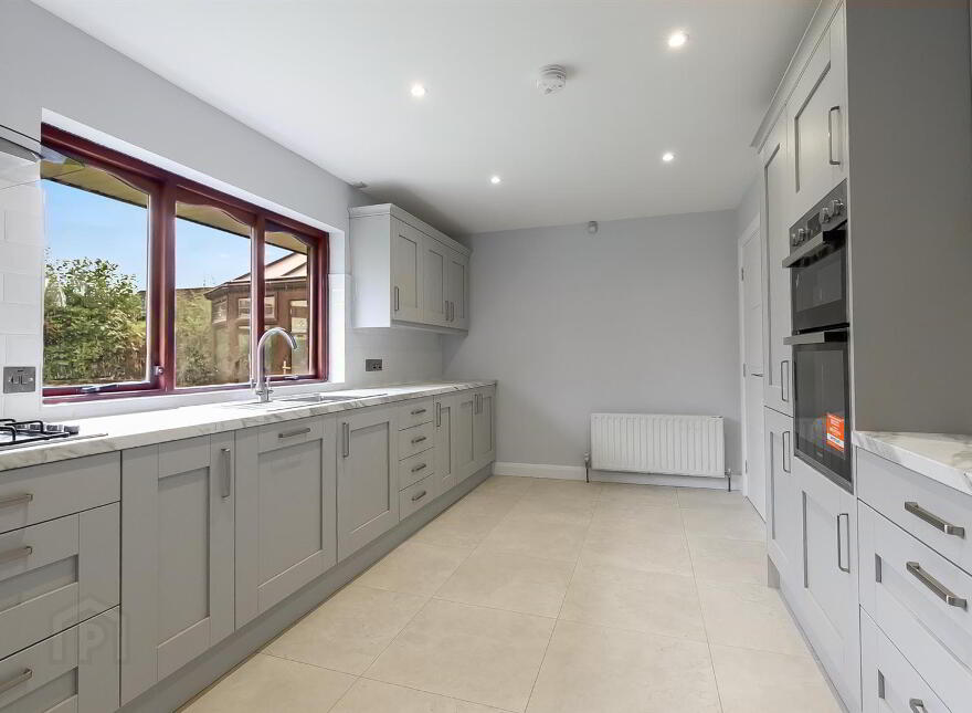 39 Russell Manor, Ballyclare, BT39 9YR