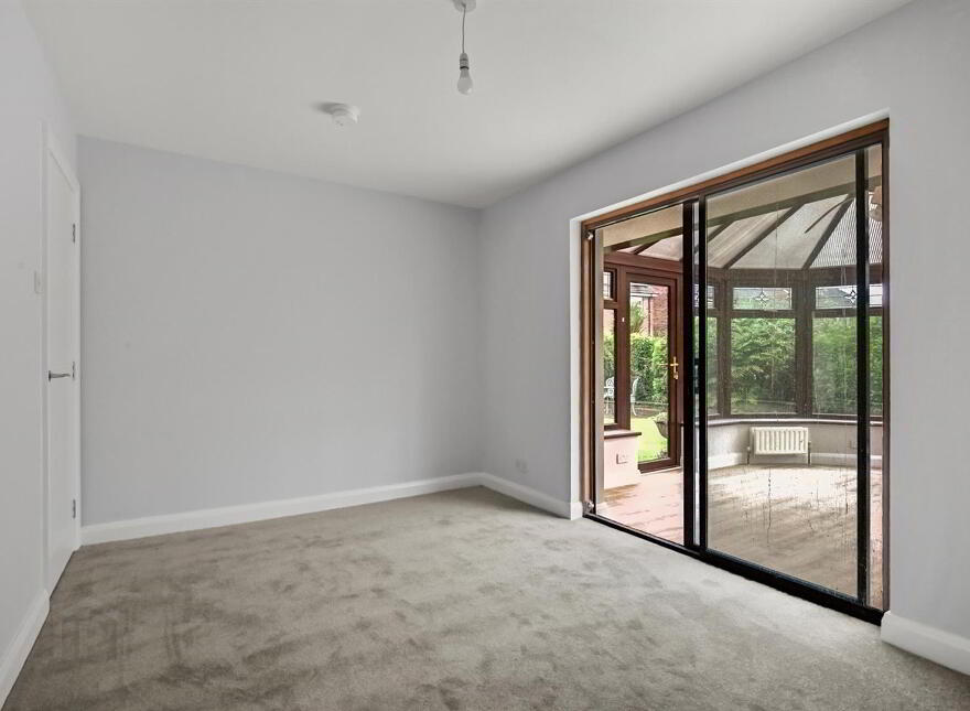 39 Russell Manor, Ballyclare, BT39 9YR