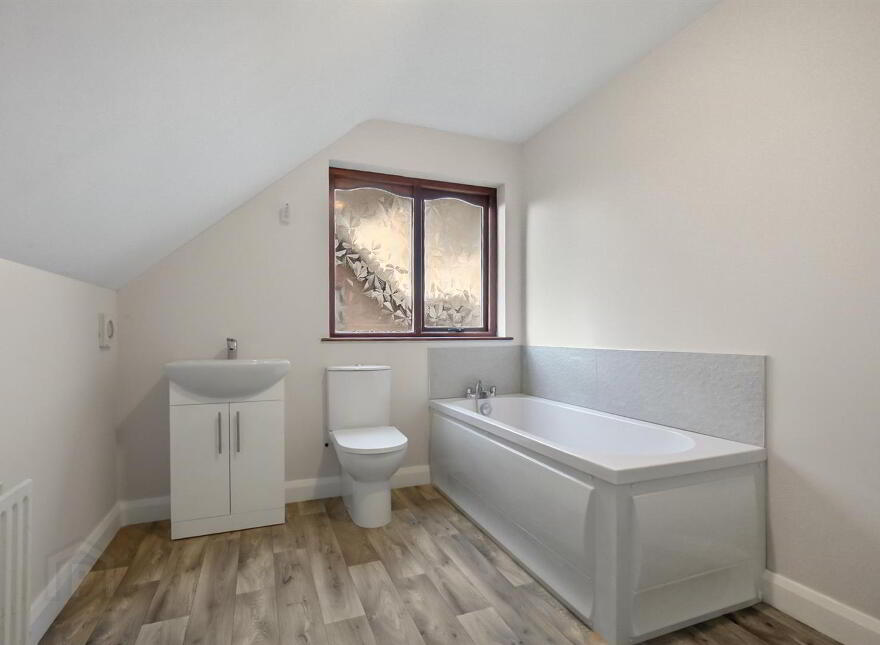 39 Russell Manor, Ballyclare, BT39 9YR