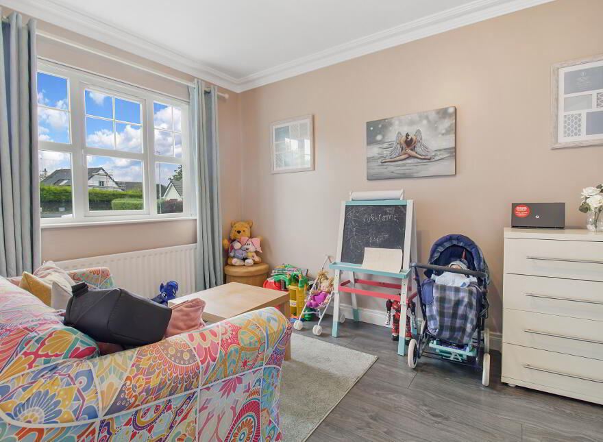 45 Wheatfield, Muff, F93X338