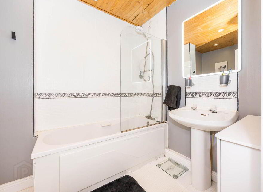 6 Castleview Green, Swords, K67H638
