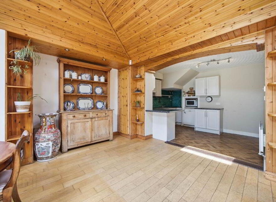 `cloghbeag` Quay Street, Skerries, K34XD25