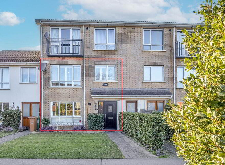 28 The Oaks, Ridgewood, Swords, K67K268