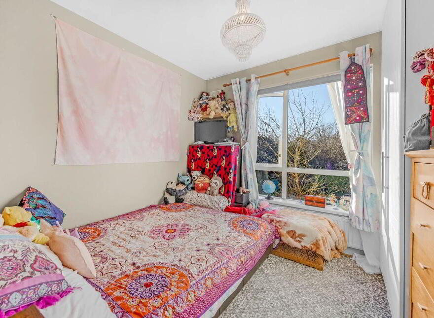 28 The Oaks, Ridgewood, Swords, K67K268