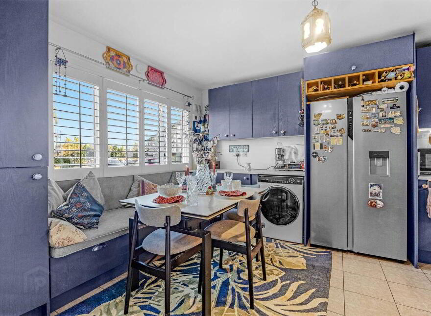 28 The Oaks, Ridgewood, Swords, K67K268