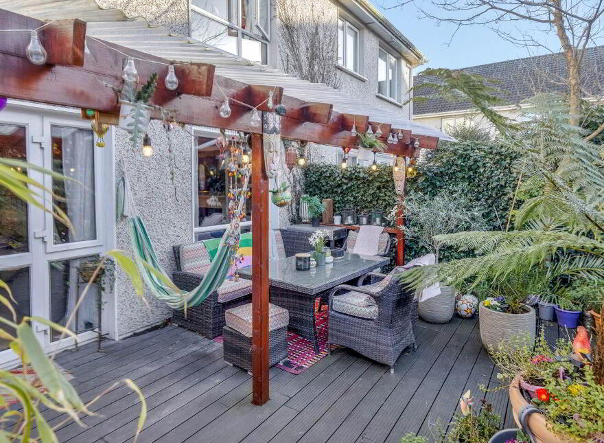 28 The Oaks, Ridgewood, Swords, K67K268