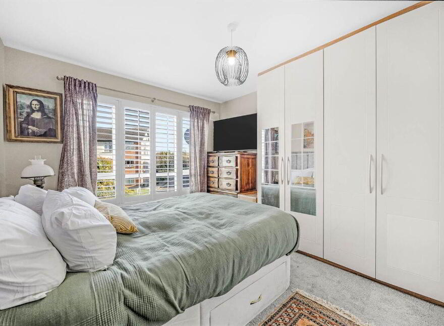 28 The Oaks, Ridgewood, Swords, K67K268