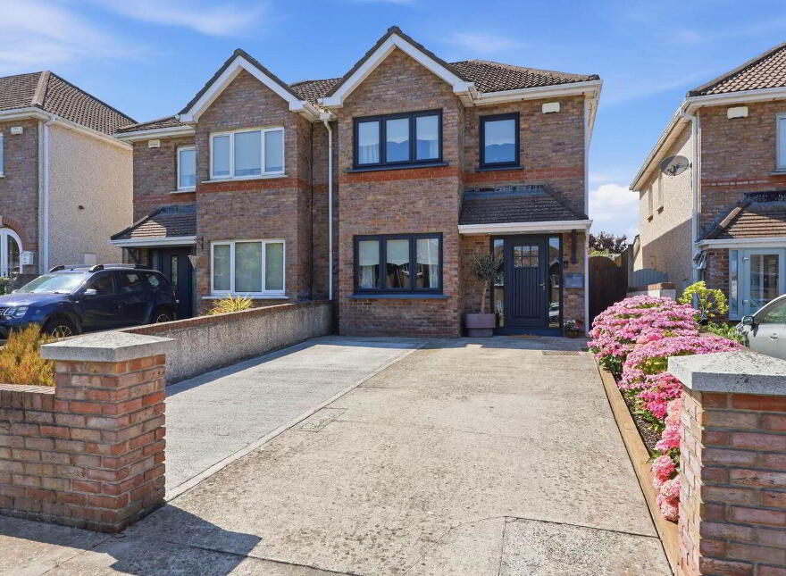 25 Bunbury Gate Avenue, Swords, K67WE54 photo