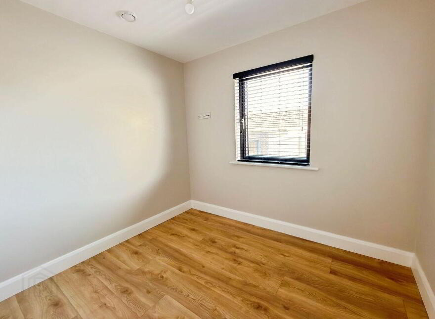 21 Saint Joseph's Park, The Lough, T12X6X9