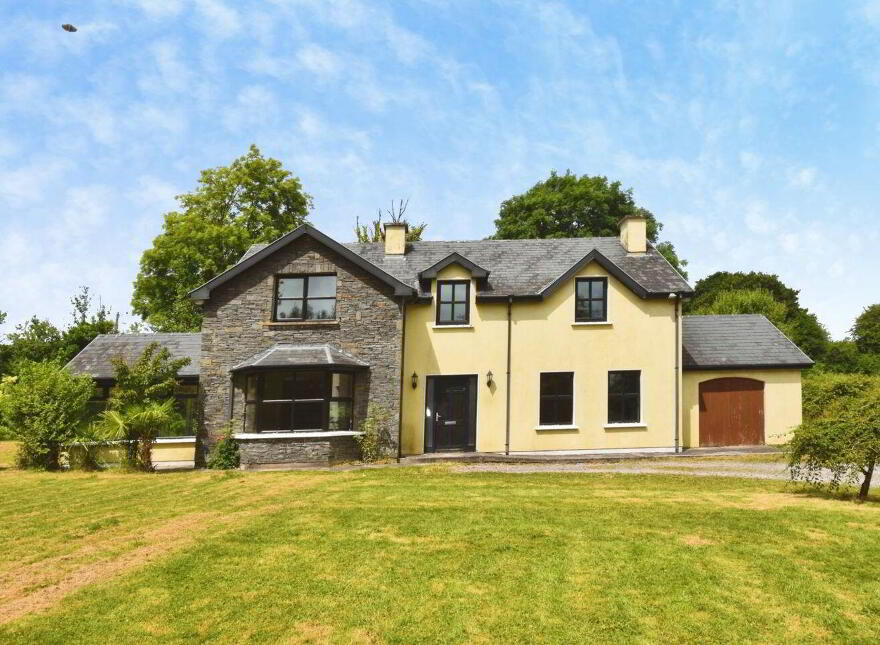 Raleigh North, Macroom, Macroom, P12RH27
