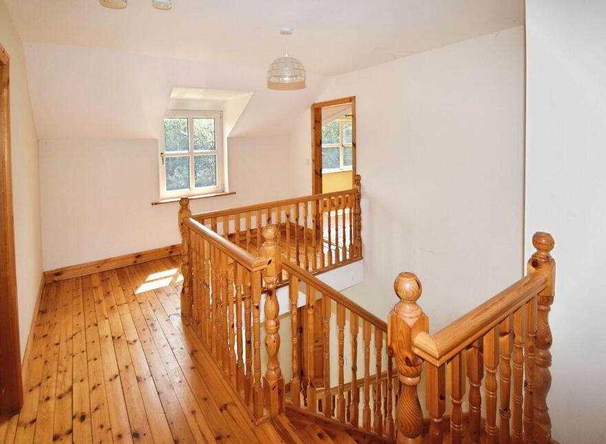 Raleigh North, Macroom, Macroom, P12RH27