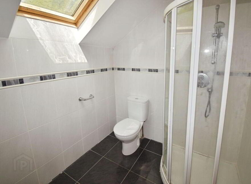 Raleigh North, Macroom, Macroom, P12RH27