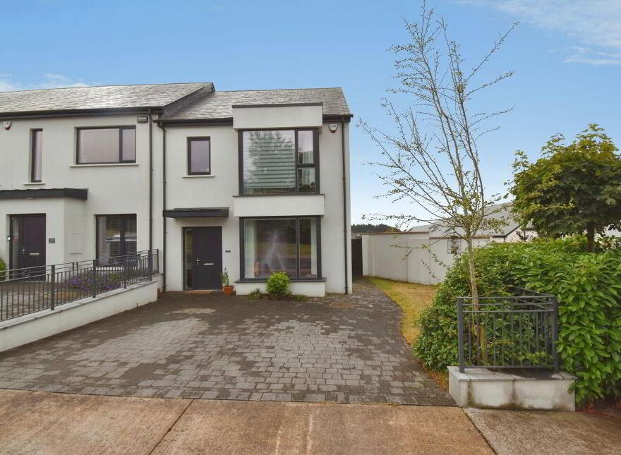 124 Butlers View, Ballinglanna, Glanmire, T45ED27 photo