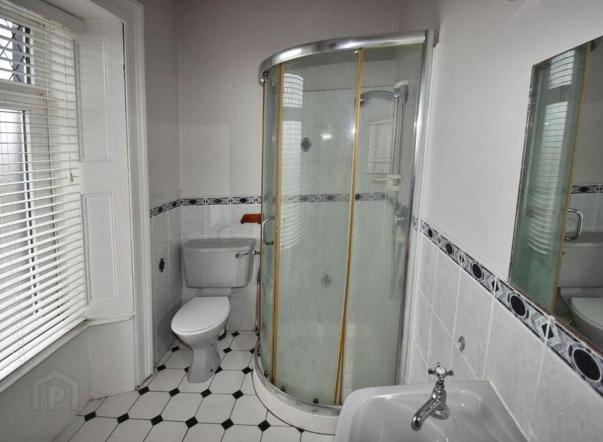 Wavecrest, Main Street, Whitegate, P25K6C8