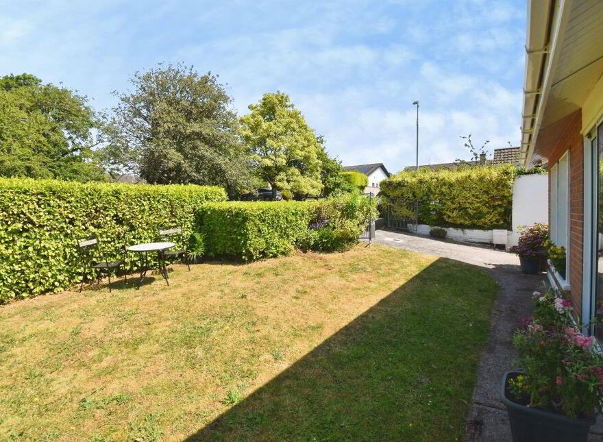 61 Frankfield, Douglas, T12EV5Y