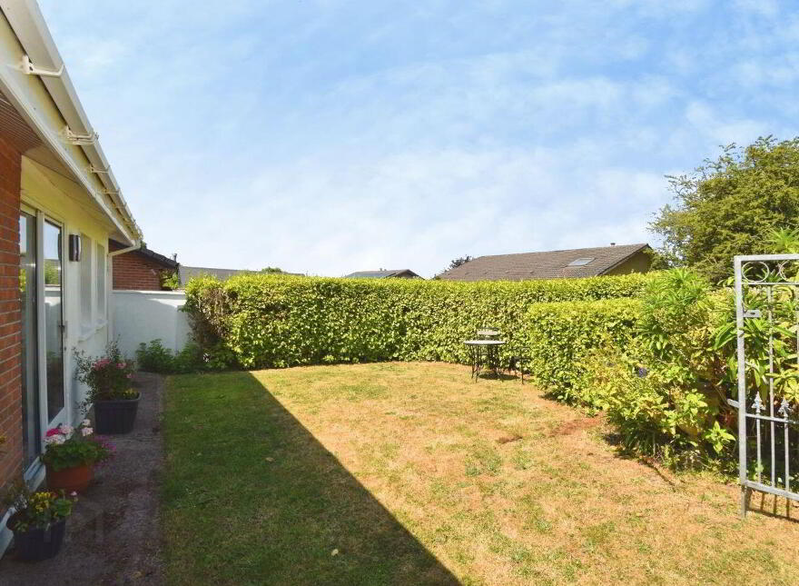 61 Frankfield, Douglas, T12EV5Y