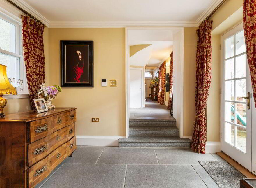 Ballybetagh House, Ballybetagh Road, Kilternan, Kilternan, D18VY01