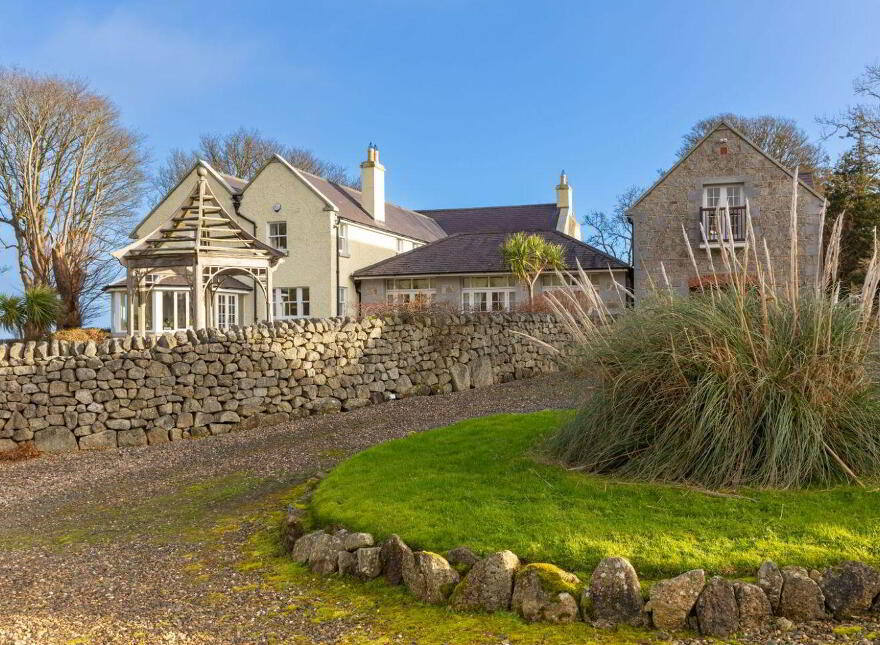 Ballybetagh House, Ballybetagh Road, Kilternan, Kilternan, D18VY01