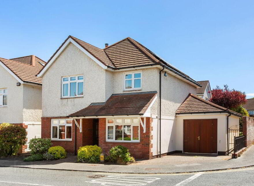 41 Hampton Park, Saint Helen's Wood, Blackrock, Blackrock, A94X044 photo