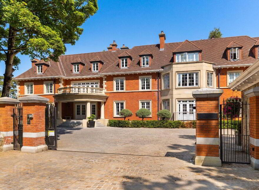 Apartment 26 Hollybrook, Foxrock, Foxrock, D18AC65
