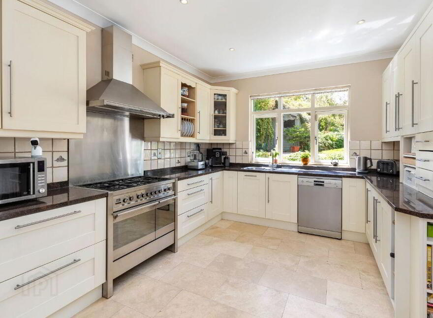 8 Glen View, Kilgarron Hill, Enniskerry, A98K300