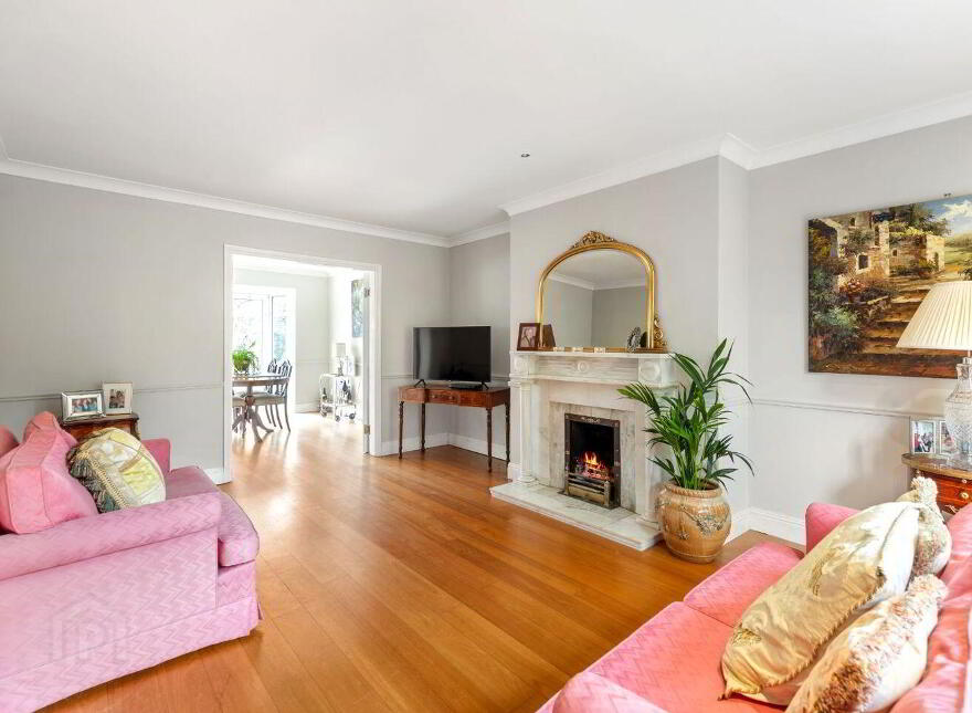 22 Cairn Hill, Westminster Road, Foxrock, Foxrock, D18Y0H2