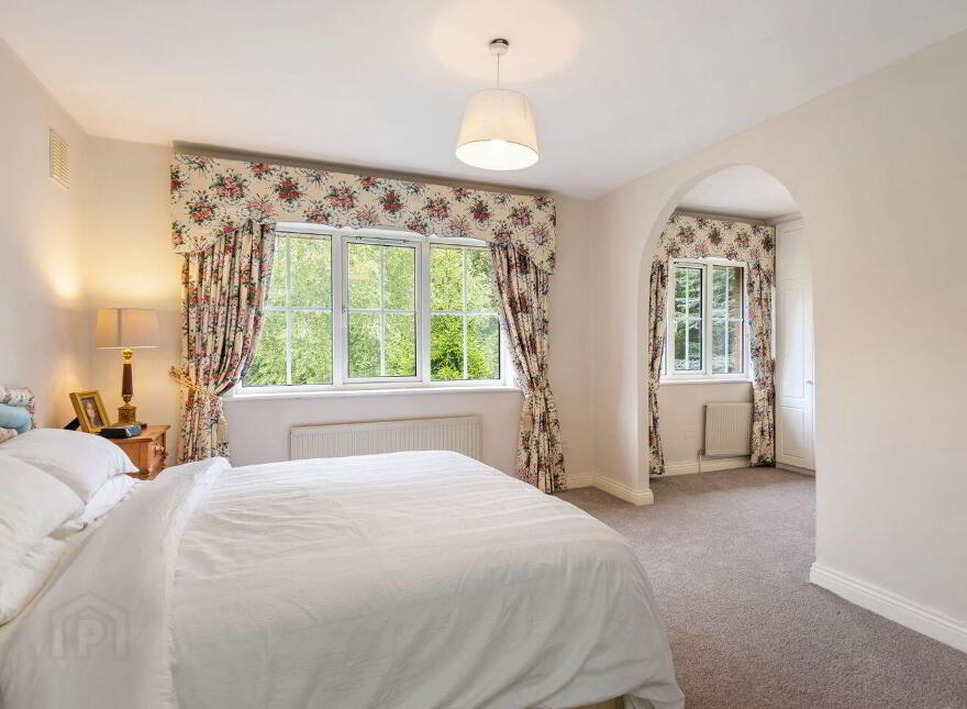 22 Cairn Hill, Westminster Road, Foxrock, Foxrock, D18Y0H2