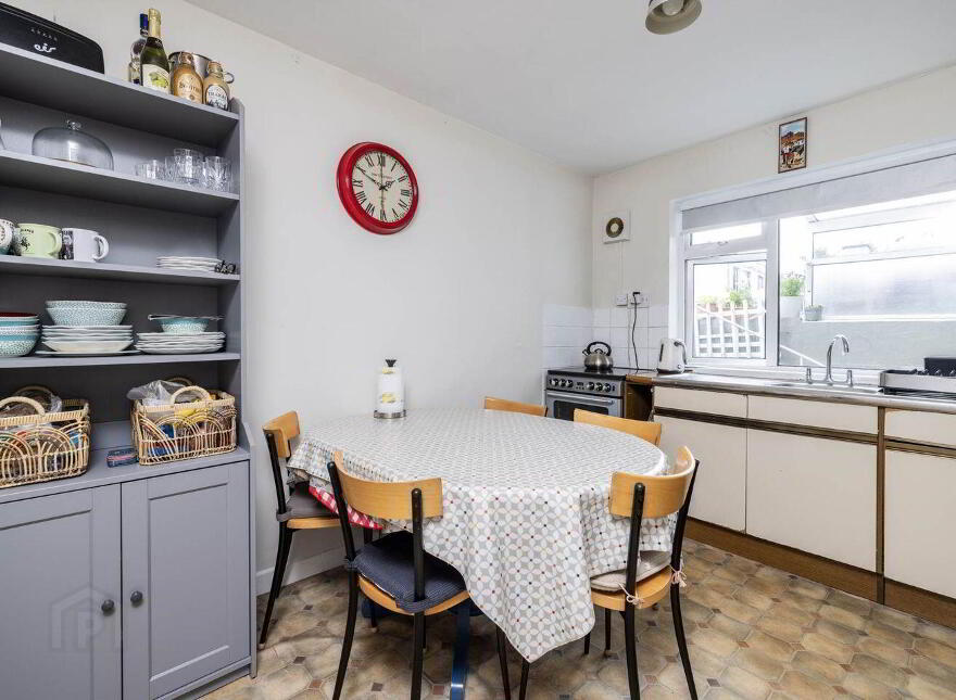 Domus, 5 Bissett`s Strand, Malahide, K36FW68