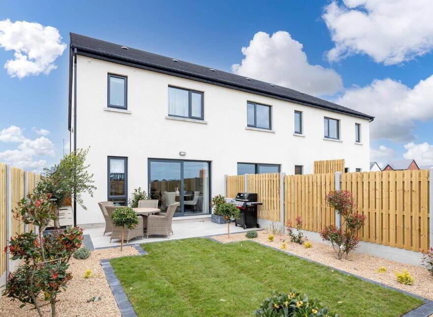Yourell`s Meadows, Back Road, Malahide, K36RF88