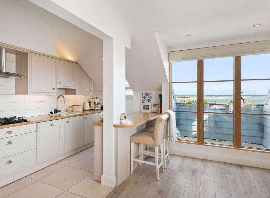 Apartment 14 Penthouse - The Anchorage, The Crescent, Robswall, Malahide, K36XC62