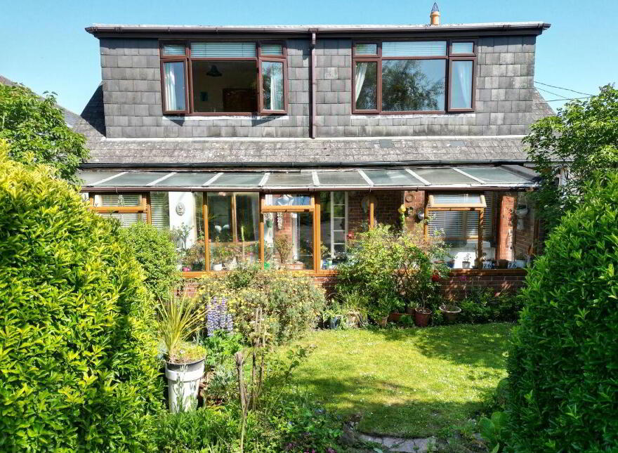 Homeleigh, 76 Dublin Road, Sutton, Sutton, D13T6N1