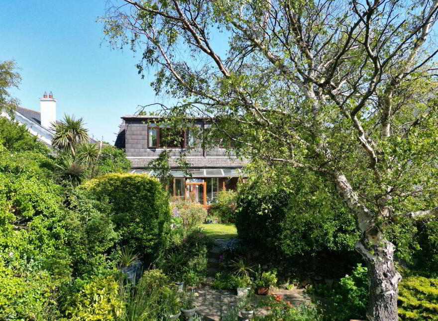 Homeleigh, 76 Dublin Road, Sutton, Sutton, D13T6N1