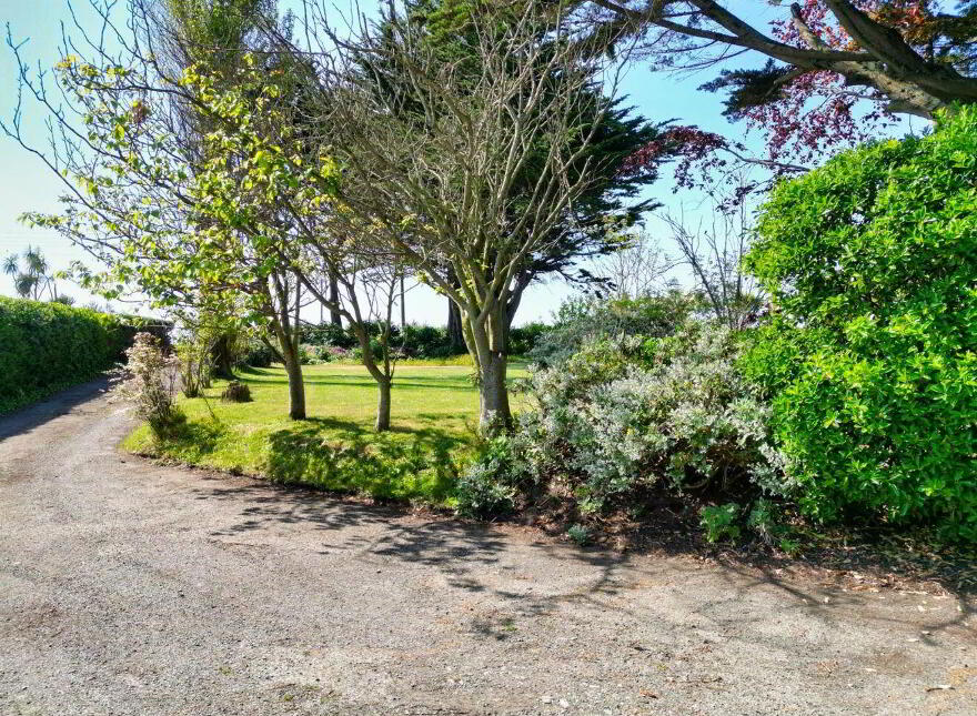 Homeleigh, 76 Dublin Road, Sutton, Sutton, D13T6N1