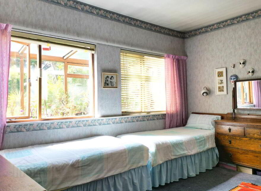 Homeleigh, 76 Dublin Road, Sutton, Sutton, D13T6N1