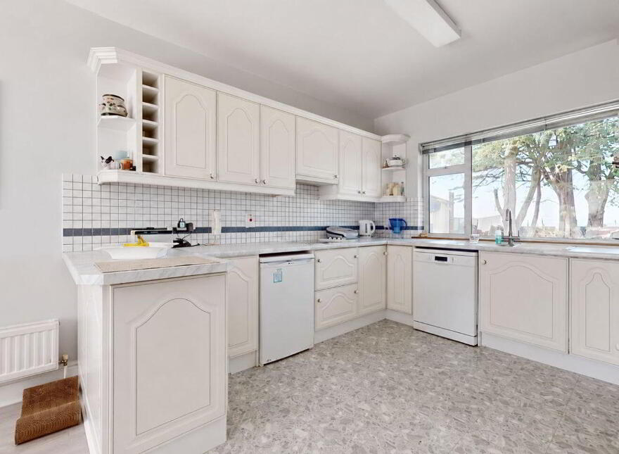 Sebring, Claremont Road, Howth, Howth, D13X856