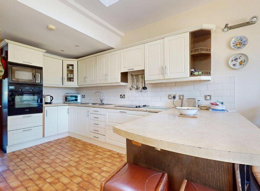 Doonaree, 172 Howth Road, Sutton, Sutton, D13X6R6