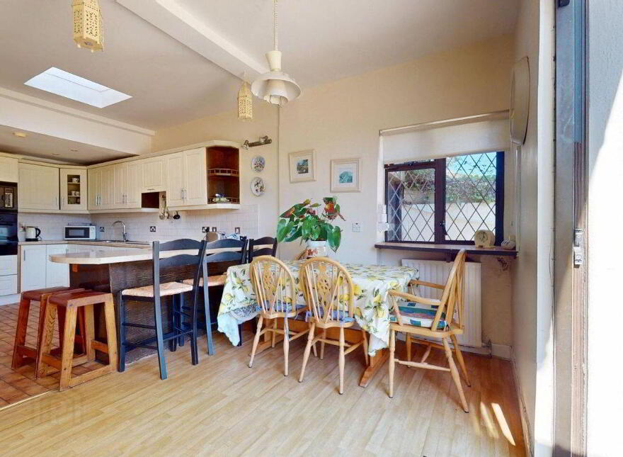 Doonaree, 172 Howth Road, Sutton, Sutton, D13X6R6