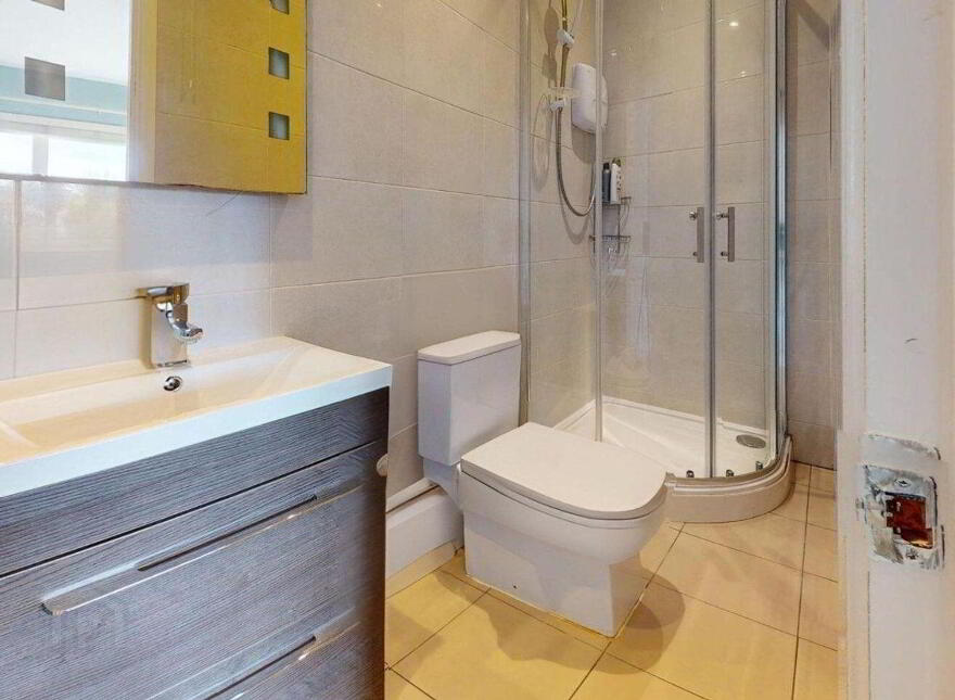 934 Sarto Lawn, Sutton, Sutton, D13NC89
