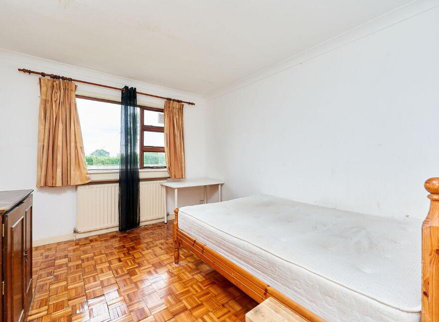 Jordanstown, Enfield, A83N938