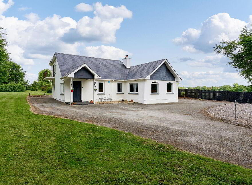 Meadow Cottage, Ticroghan, Ballinabrackey, A83AV20