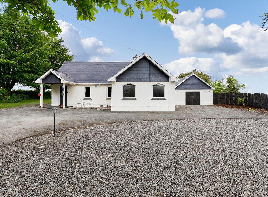 Meadow Cottage, Ticroghan, Ballinabrackey, A83AV20