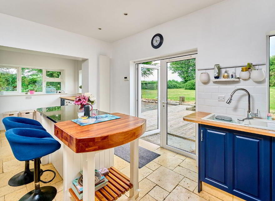 Meadow Cottage, Ticroghan, Ballinabrackey, A83AV20