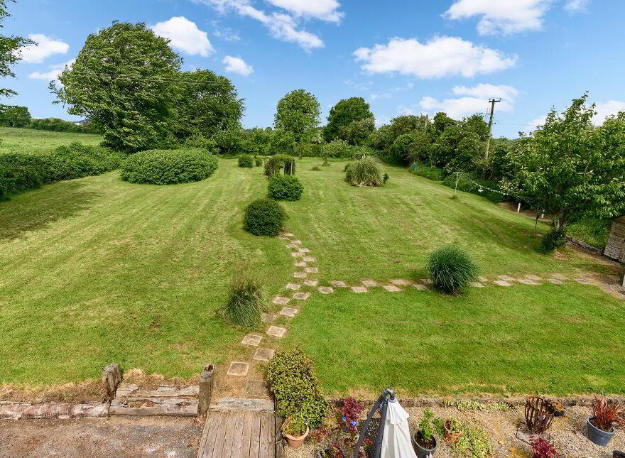 Meadow Cottage, Ticroghan, Ballinabrackey, A83AV20